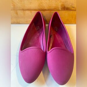Crocs
Iconic Comfort Eve Flat Women’s Size US 8 Ballet Flat Pointed Toe